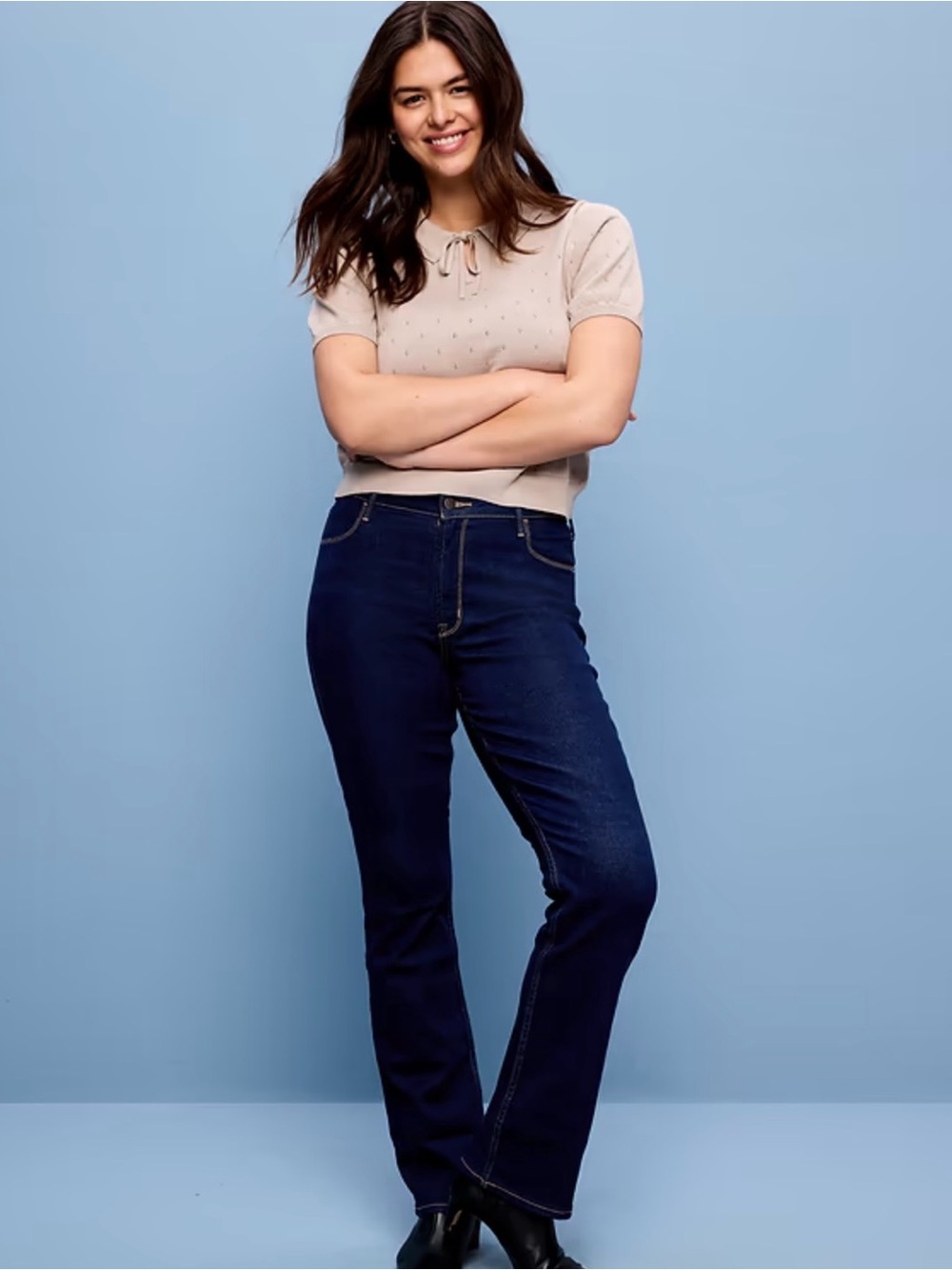 Old Navy Boot-Cut Jeans in Dark Blue